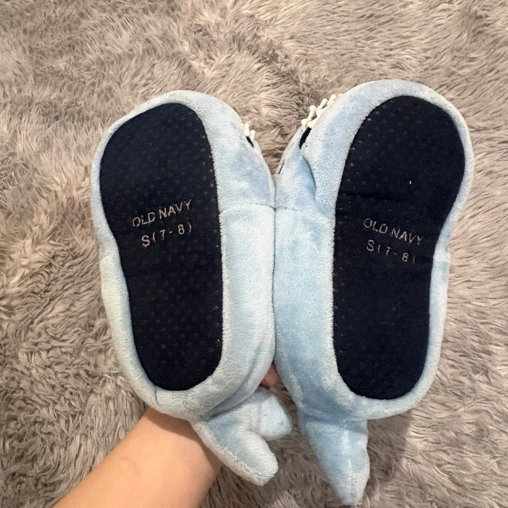 Old Navy Shark Slippers Light Blue House‎ Shoes Toddler 7/8c Unisex